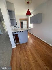 7328 SHERWOOD RD #B, Philadelphia, PA 19151