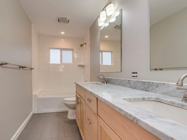 4412 Gillis ST B, Austin, TX 78745