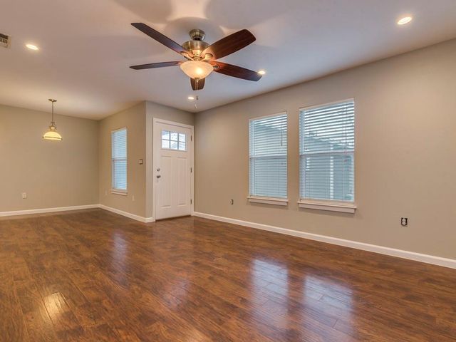 4412 Gillis ST B, Austin, TX 78745