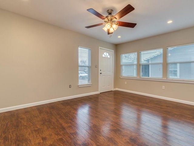 4412 Gillis ST B, Austin, TX 78745
