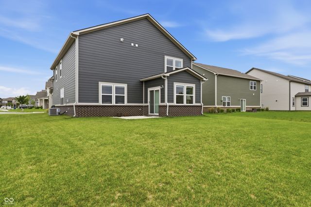 6778 Sugar Creek Lane, Whitestown, IN 46075