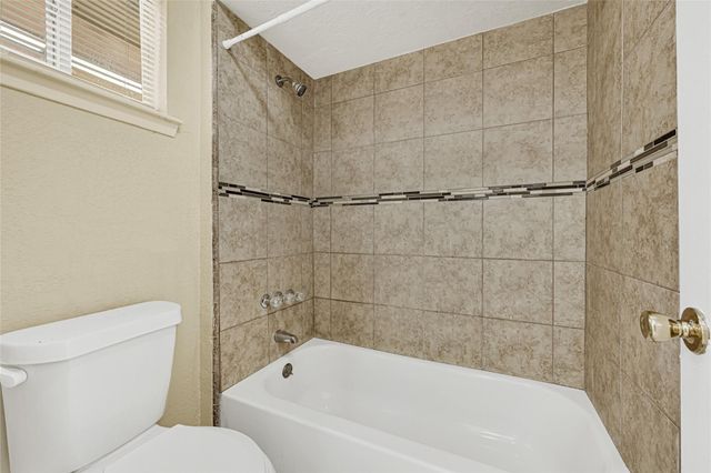 3006 Hazy Park Drive, Houston, TX 77082