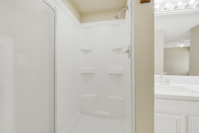 3006 Hazy Park Drive, Houston, TX 77082