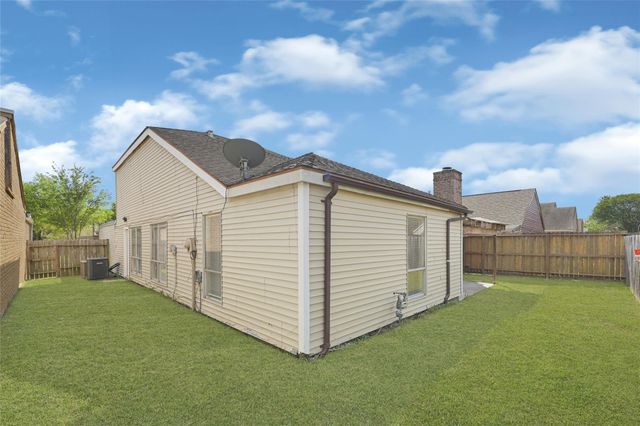 3006 Hazy Park Drive, Houston, TX 77082