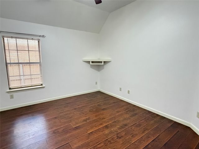 5852 Windy Meadow Lane, Grand Prairie, TX 75052