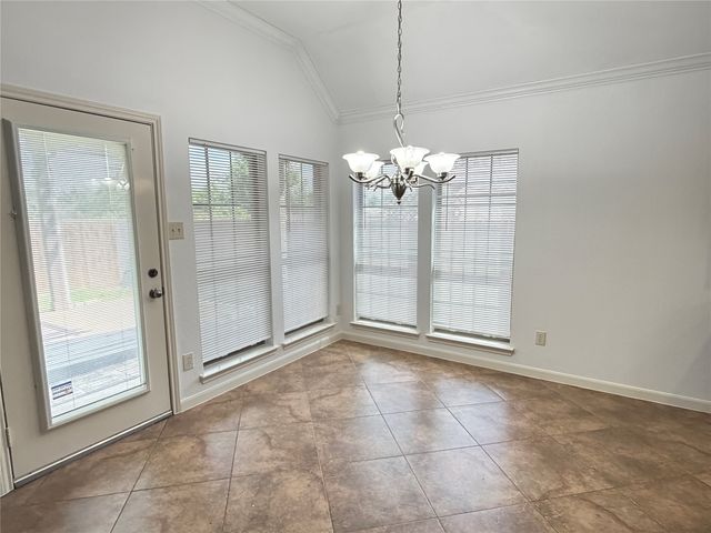 5852 Windy Meadow Lane, Grand Prairie, TX 75052