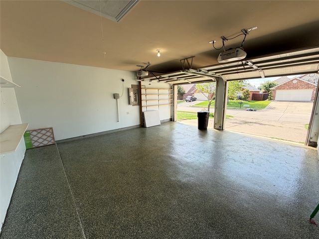 5852 Windy Meadow Lane, Grand Prairie, TX 75052