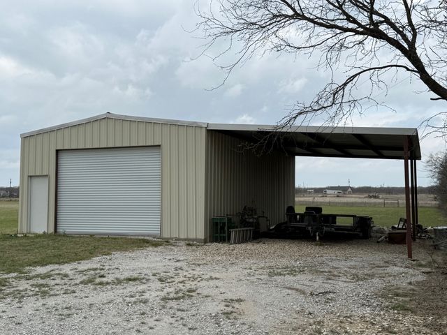 15542 Gholson Road, Waco, TX 76705