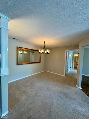 8720 Yardley Court 202, Indianapolis, IN 46268