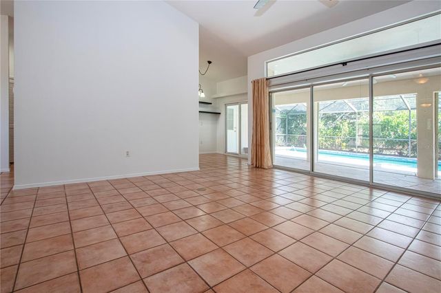 4403 DIAMOND CIRCLE N, Sarasota, FL 34233