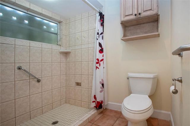 4403 DIAMOND CIRCLE N, Sarasota, FL 34233