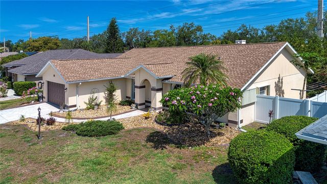 4403 DIAMOND CIRCLE N, Sarasota, FL 34233