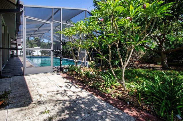 4403 DIAMOND CIRCLE N, Sarasota, FL 34233