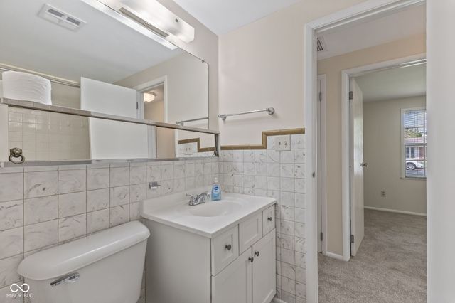 630 Lawndale Drive, Greenwood, IN 46142