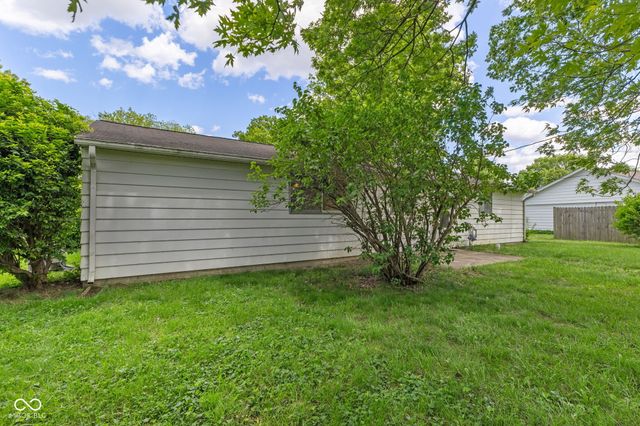 630 Lawndale Drive, Greenwood, IN 46142