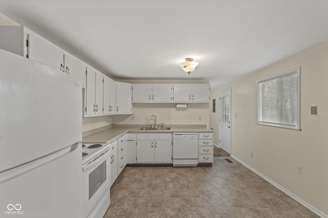 630 Lawndale Drive, Greenwood, IN 46142