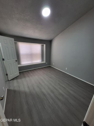 6044 BRIDALVEIL Drive, El Paso, TX 79924