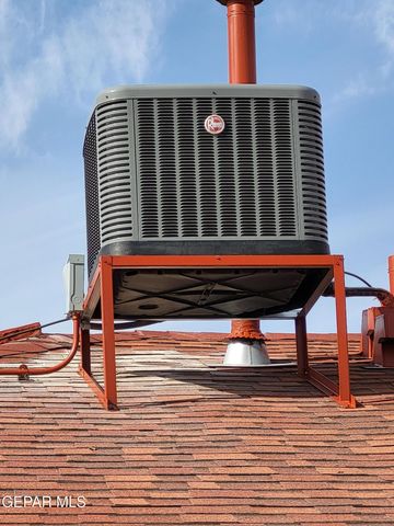 6044 BRIDALVEIL Drive, El Paso, TX 79924