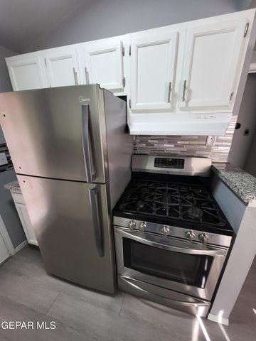 6044 BRIDALVEIL Drive, El Paso, TX 79924