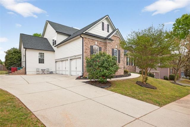 2409 Fisk Falls Drive, Braselton, GA 30517