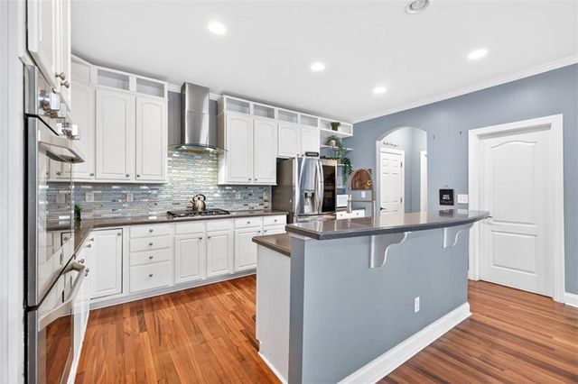 2409 Fisk Falls Drive, Braselton, GA 30517