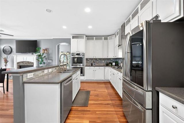 2409 Fisk Falls Drive, Braselton, GA 30517