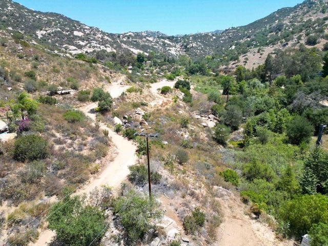 5589 Rainbow Creek Road, Fallbrook, CA 92028