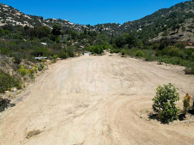5589 Rainbow Creek Road, Fallbrook, CA 92028