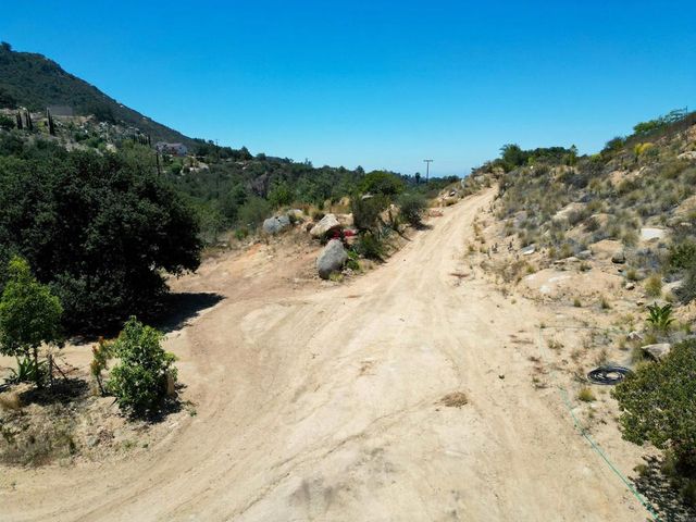5589 Rainbow Creek Road, Fallbrook, CA 92028