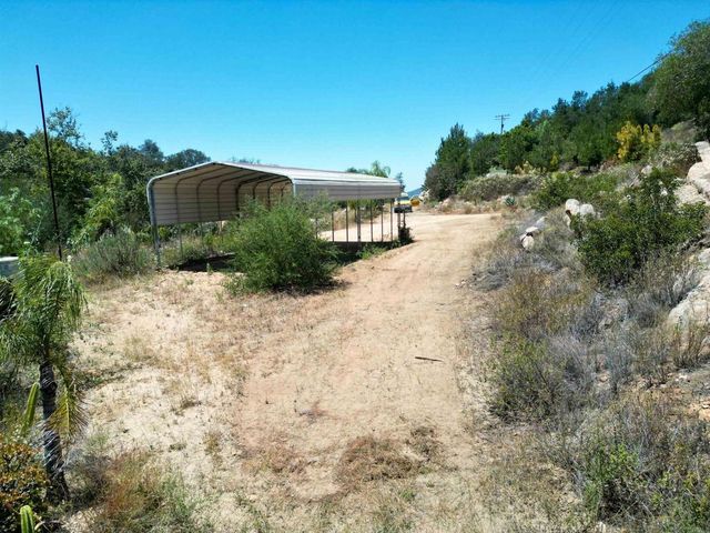 5589 Rainbow Creek Road, Fallbrook, CA 92028