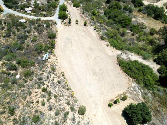 5589 Rainbow Creek Road, Fallbrook, CA 92028