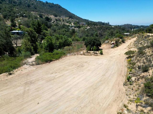 5589 Rainbow Creek Road, Fallbrook, CA 92028