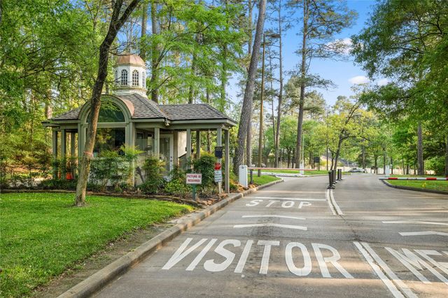 90 Victoria Drive W, Montgomery, TX 77356