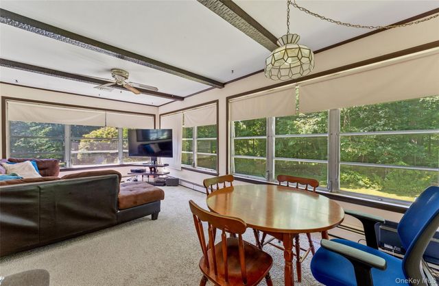 182 Geymer Drive, Mahopac, NY 10541