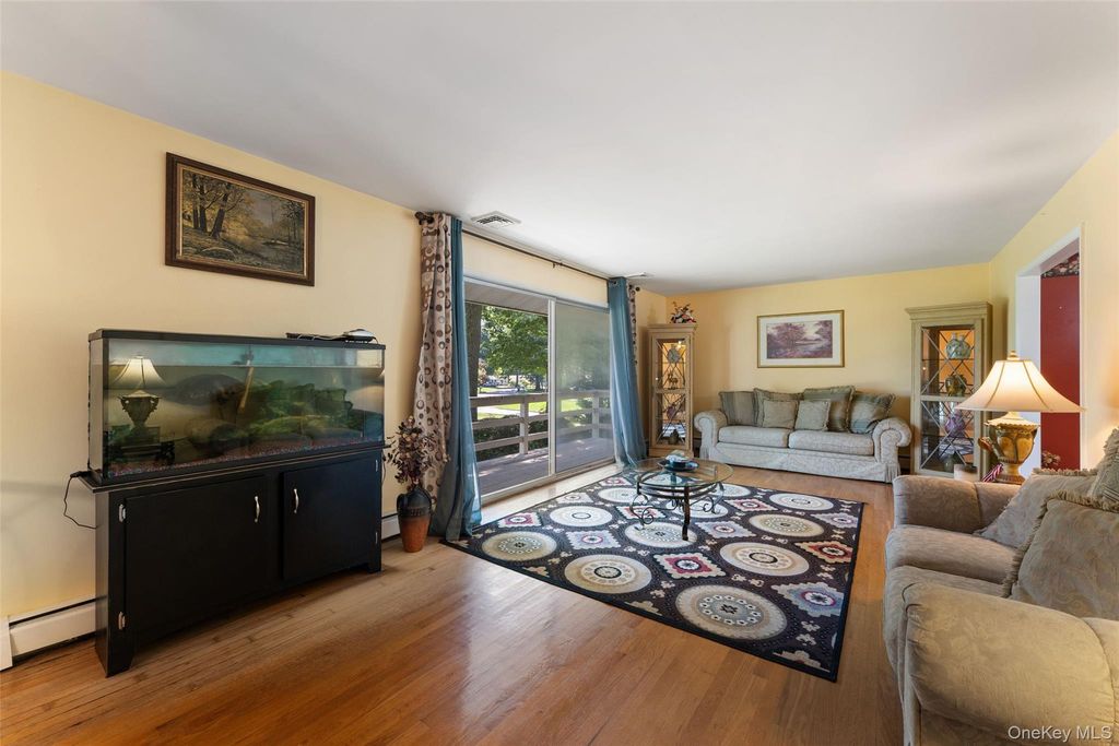 182 Geymer Drive, Mahopac, NY 10541 — photo 4
