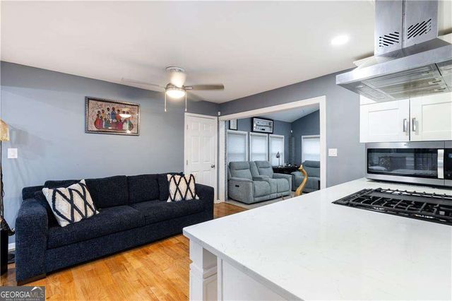 974 Laurelmont Drive SW, Atlanta, GA 30311