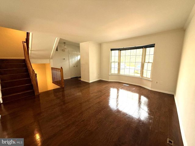 5726 EDGEWATER OAK CT, Burke, VA 22015