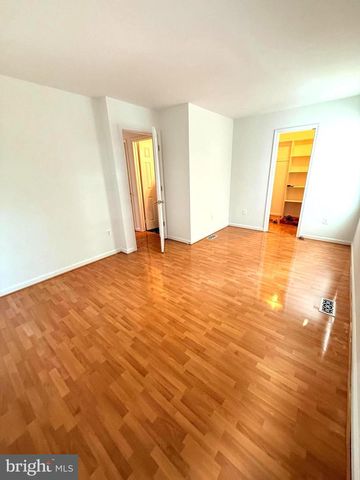 5726 EDGEWATER OAK CT, Burke, VA 22015