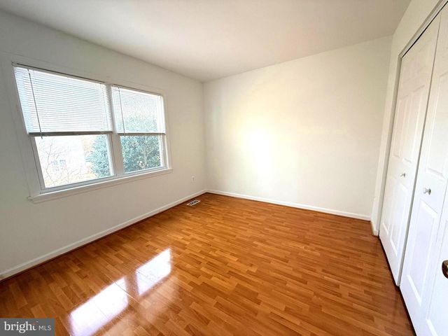 5726 EDGEWATER OAK CT, Burke, VA 22015