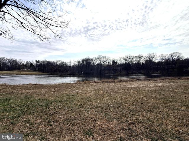 5726 EDGEWATER OAK CT, Burke, VA 22015