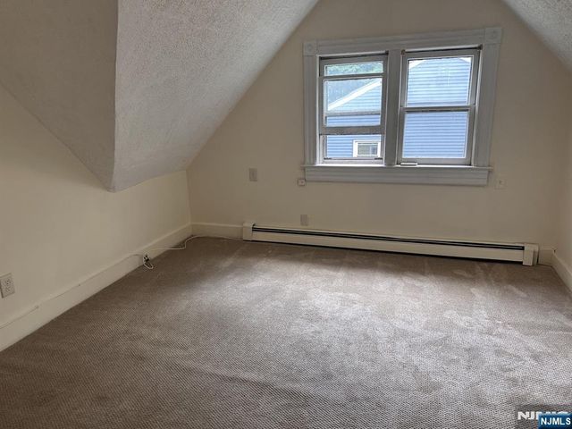 211 Woodside Avenue 3rd fl, Ridgewood, NJ 07450