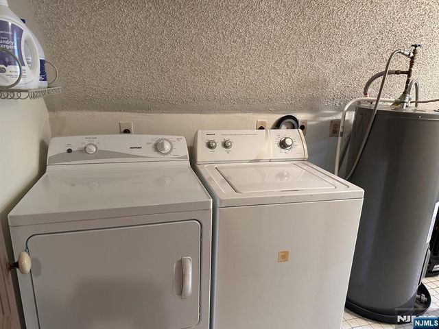 211 Woodside Avenue 3rd fl, Ridgewood, NJ 07450