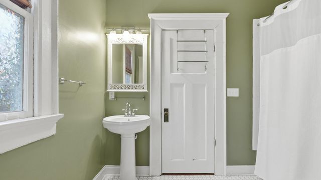 4503 Saint Elmo Avenue, Chattanooga, TN 37409