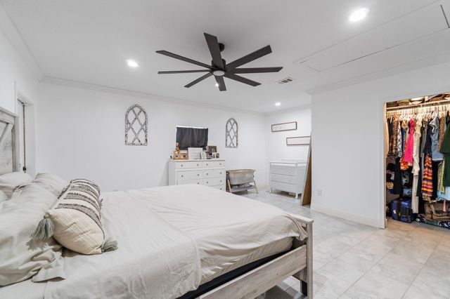 18389 N 41st Road N, Loxahatchee, FL 33470