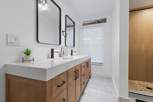 18389 N 41st Road N, Loxahatchee, FL 33470