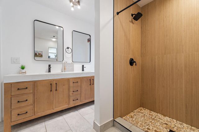 18389 N 41st Road N, Loxahatchee, FL 33470