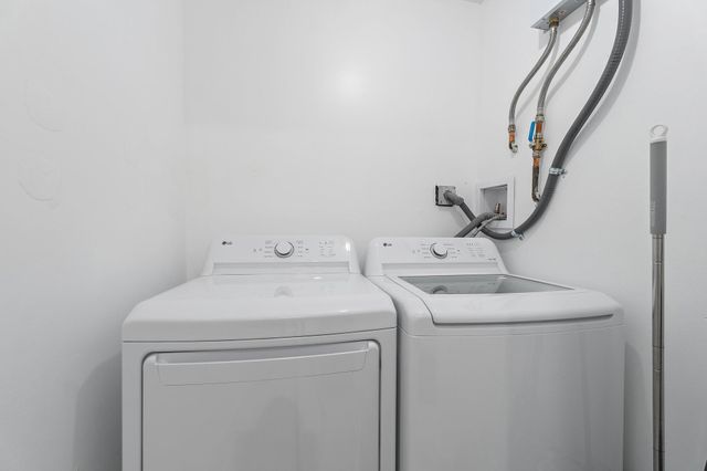 18389 N 41st Road N, Loxahatchee, FL 33470