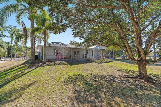 18389 N 41st Road N, Loxahatchee, FL 33470