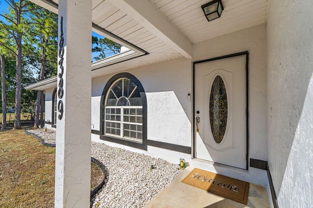 18389 N 41st Road N, Loxahatchee, FL 33470