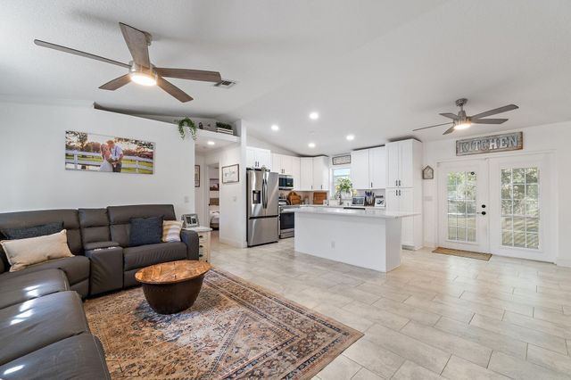 18389 N 41st Road N, Loxahatchee, FL 33470